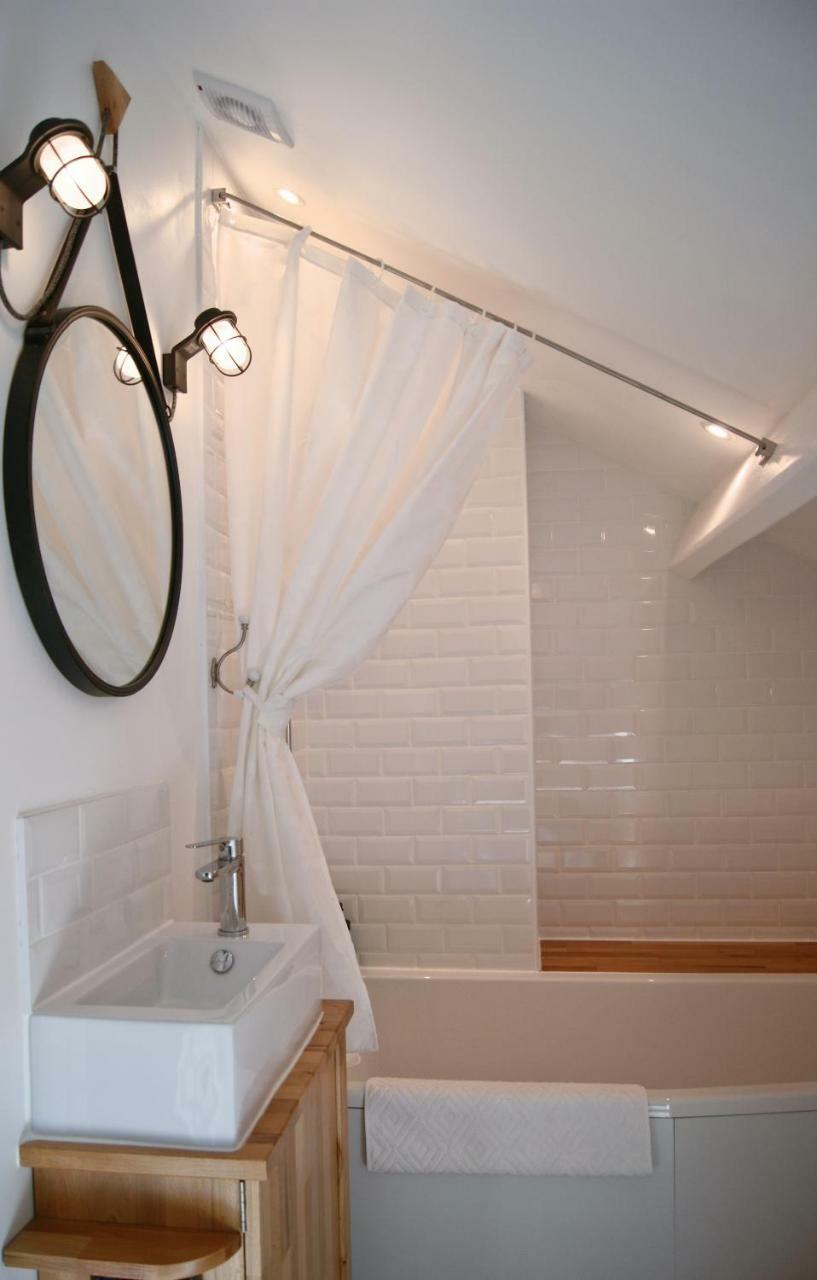 Le Grenier De Louisette Bed & Breakfast Libourne Eksteriør bilde