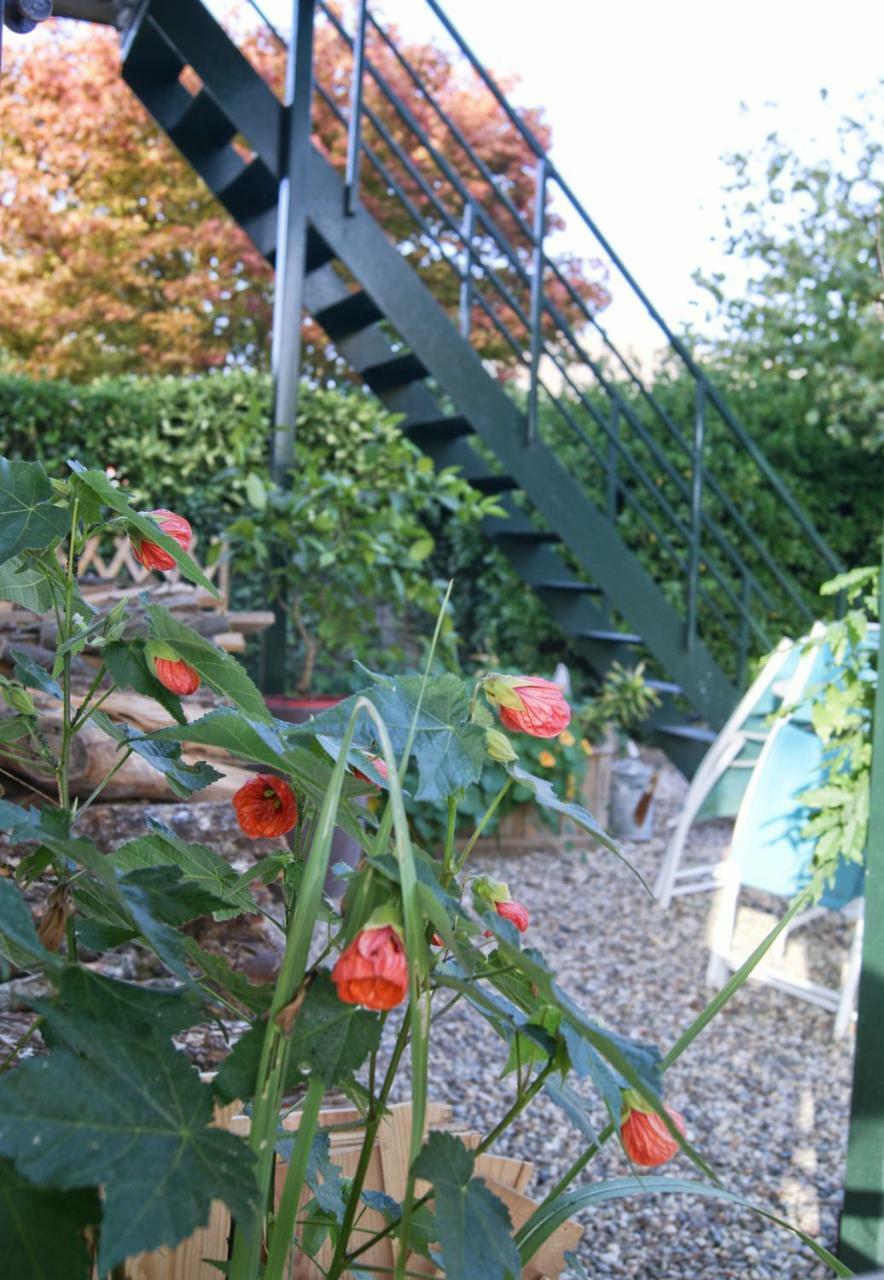 Le Grenier De Louisette Bed & Breakfast Libourne Eksteriør bilde